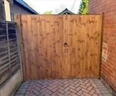Double gates fitted with key lock in Sawley. 23.01.19