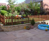 F02 - Picket fencing with 3 x 3 Wooden posts